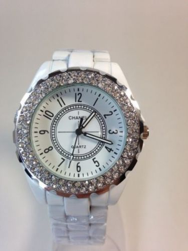 Часы Chanel
