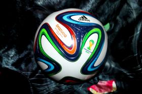 Мяч футбольный Adidas Brazuca 2014 Glider