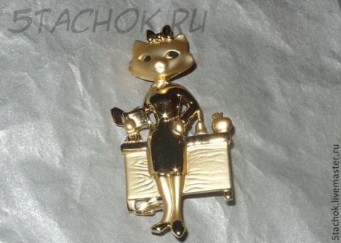 Брошь "Кошечка-учительница" (Danecraft США)