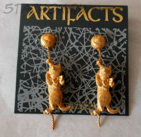 Серьги-гвоздики "Котята на клубочках" под золото