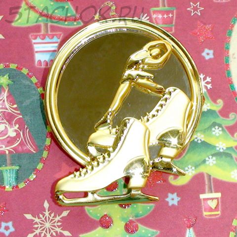 Брошь "Фигуристка" под золото