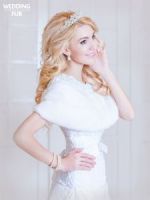 Меховая накидка на свадебное платье купить фото