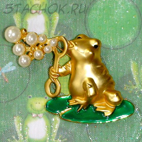 Брошь "Лягушка и мыльные пузыри" под золото/эмаль/камушки