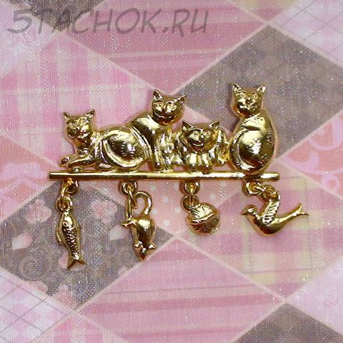 Брошь "Запасливые котики" под золото