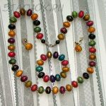 Яркий комплект Бусы, браслет, клипсы
