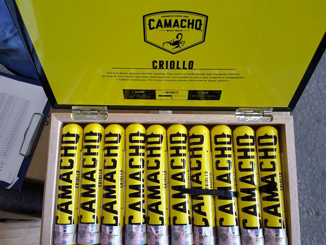 Camacho Criollo Robusto Tubos*10