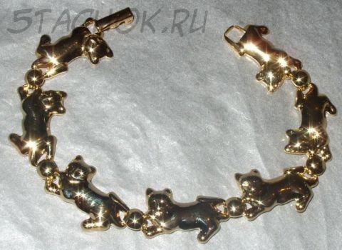 Браслет "Кошечки и мячики" под золото