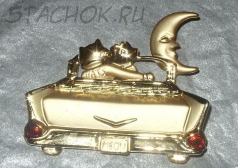 Брошь "Кот и кошечка в кабриолете" (AJC США)