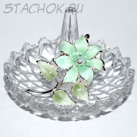 Брошь "Нежный цветочек" (США)