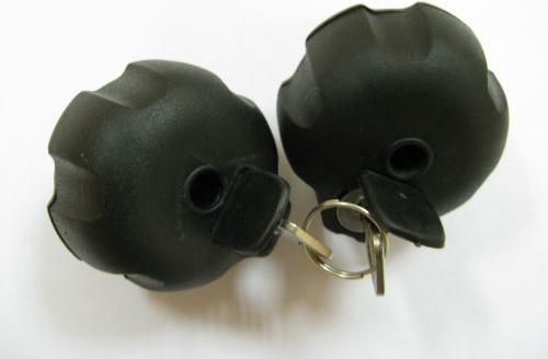 Ручка-"Барашек" AMOS с замком для багажника (2 шт)