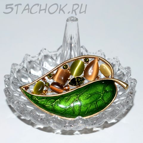 Брошь "Зеленый листик" (KC США)