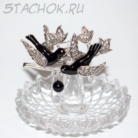 Брошь "Птички с ягодкой" (США)