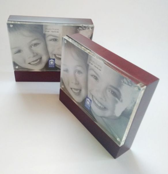 Деревянная фоторамка Optical