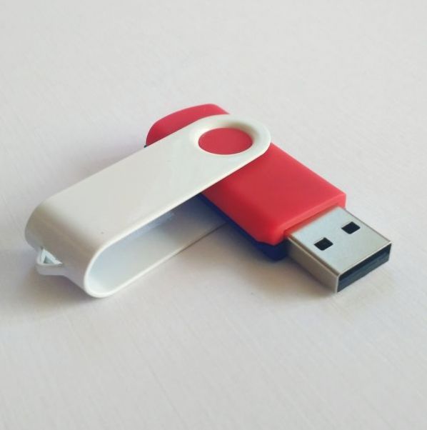 Флешка Twist Триколор 16 Gb