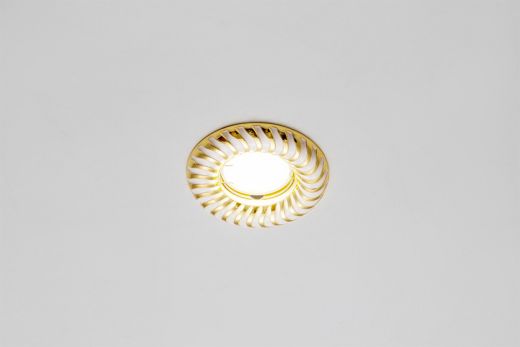 CAST 76 Gold