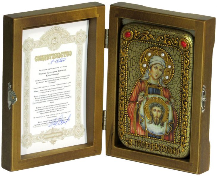 Настольная икона "Святая Праведная Вероника Кровоточивая" на мореном дубе