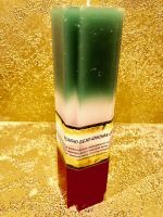 Зелено-бело-красная свеча тройного действия