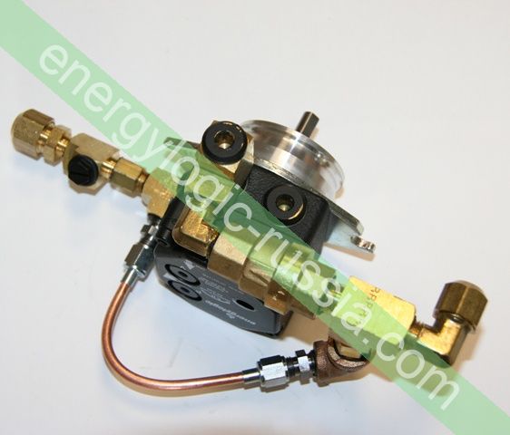 Насос топливный с фитингами (375, 500, 750)