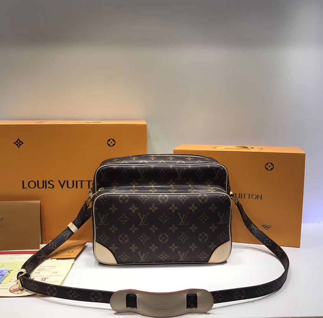 Сумка мессенджер Louis Vuitton