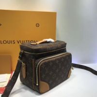 Сумка мессенджер Louis Vuitton