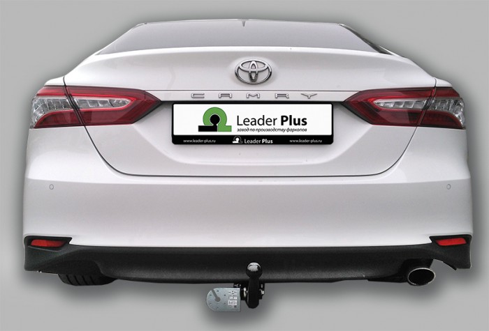 Фаркоп для Toyota Camry XV70 2017- с условно-съемным креплением шара (на 2 болтах)