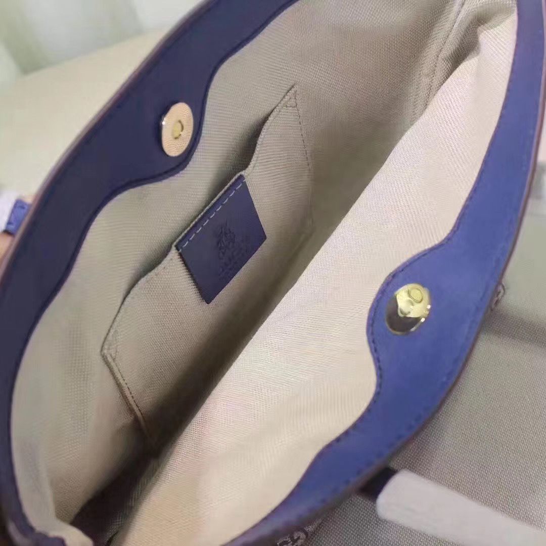 Gucci 21 x 20 x 10 cm