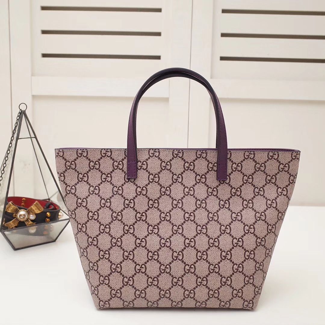 Gucci 21 x 20 x 10 cm