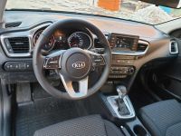 Kia Ceed 2019 г. Автомат (Черный) - приборная панель