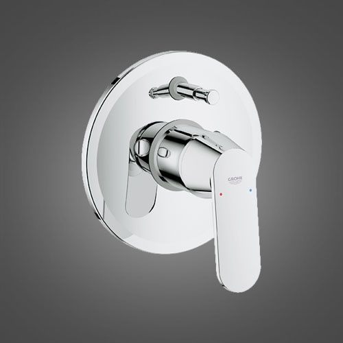 Смеситель Grohe Eurosmart Cosmopolitan для ванны и душа 32879000 ФОТО