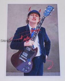 Автограф: Ангус Янг. AC/DC