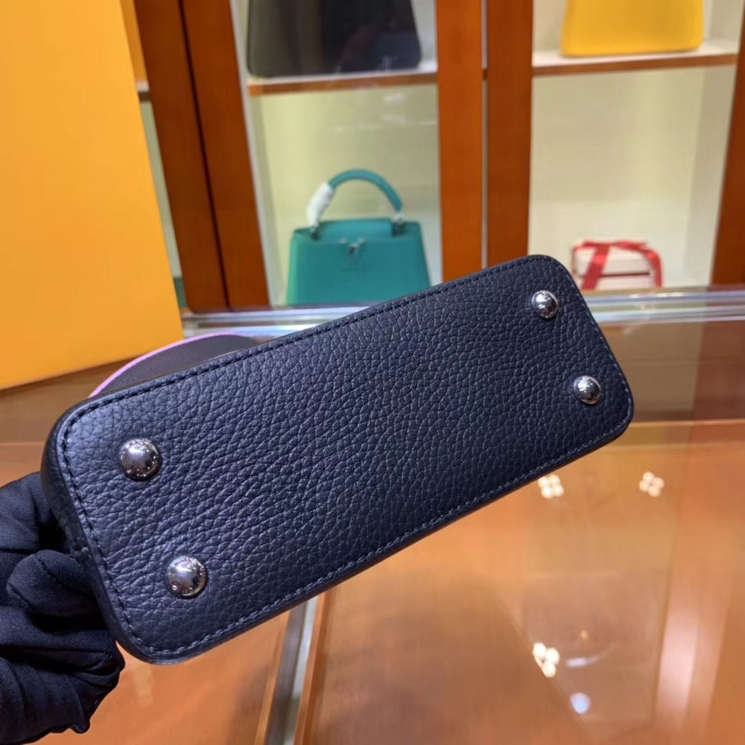 Louis Vuitton Cappucines Mini