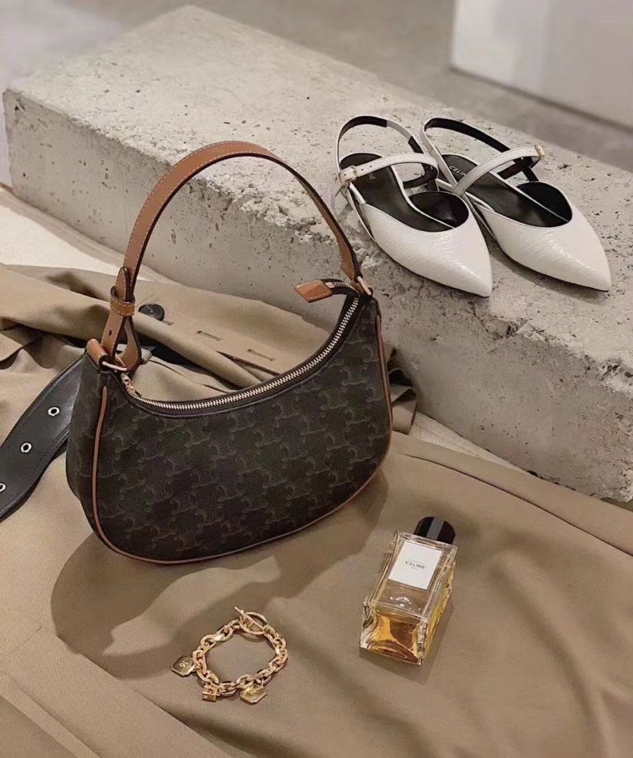 Сумка CELINE TRIOMPHE AVA CANVAS