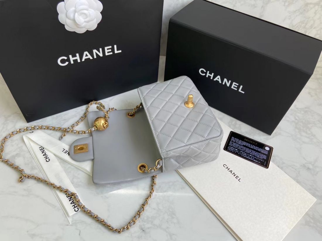 CHANEL Shoulder Flap Bag 18 cm