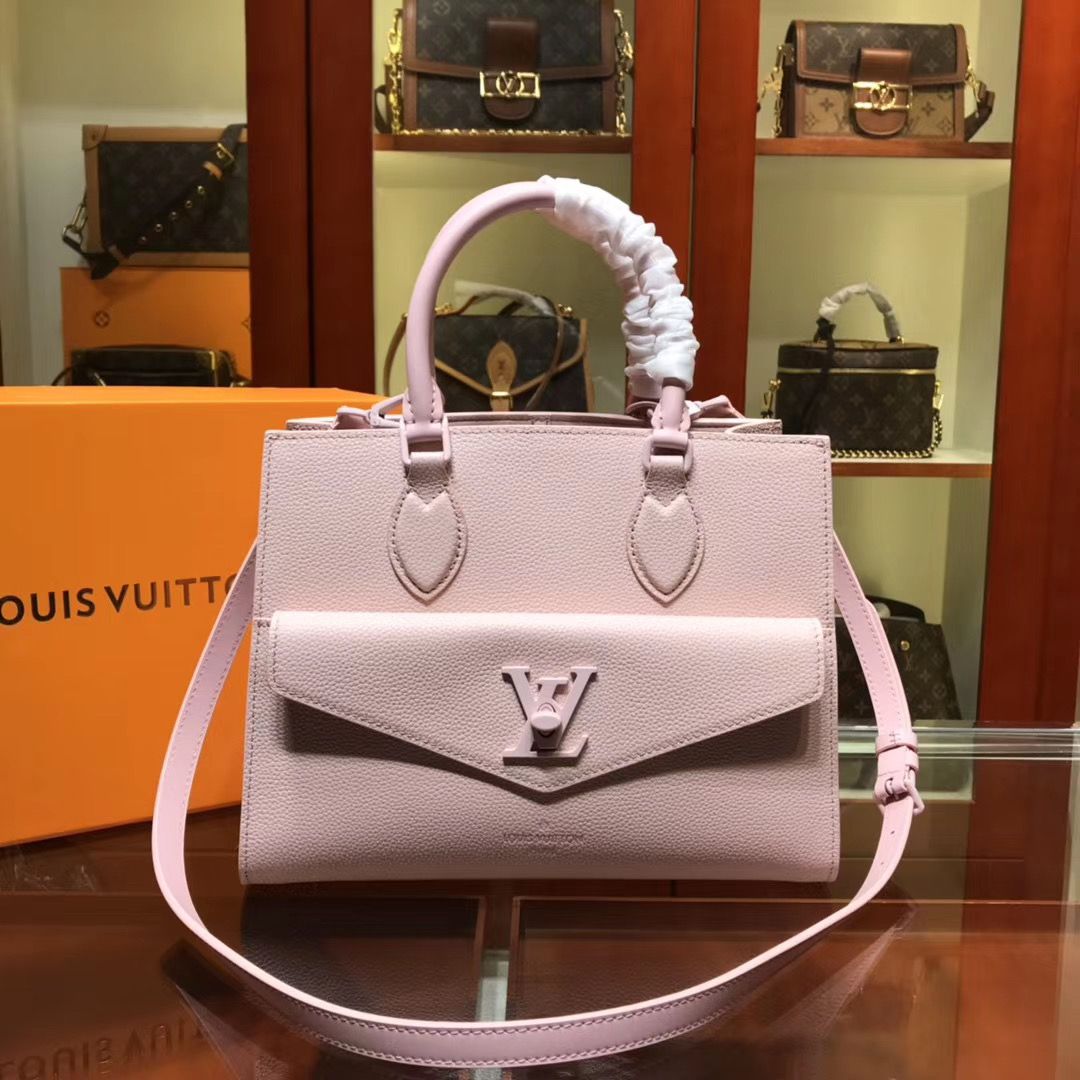 Louis Vuitton Lockme Tote