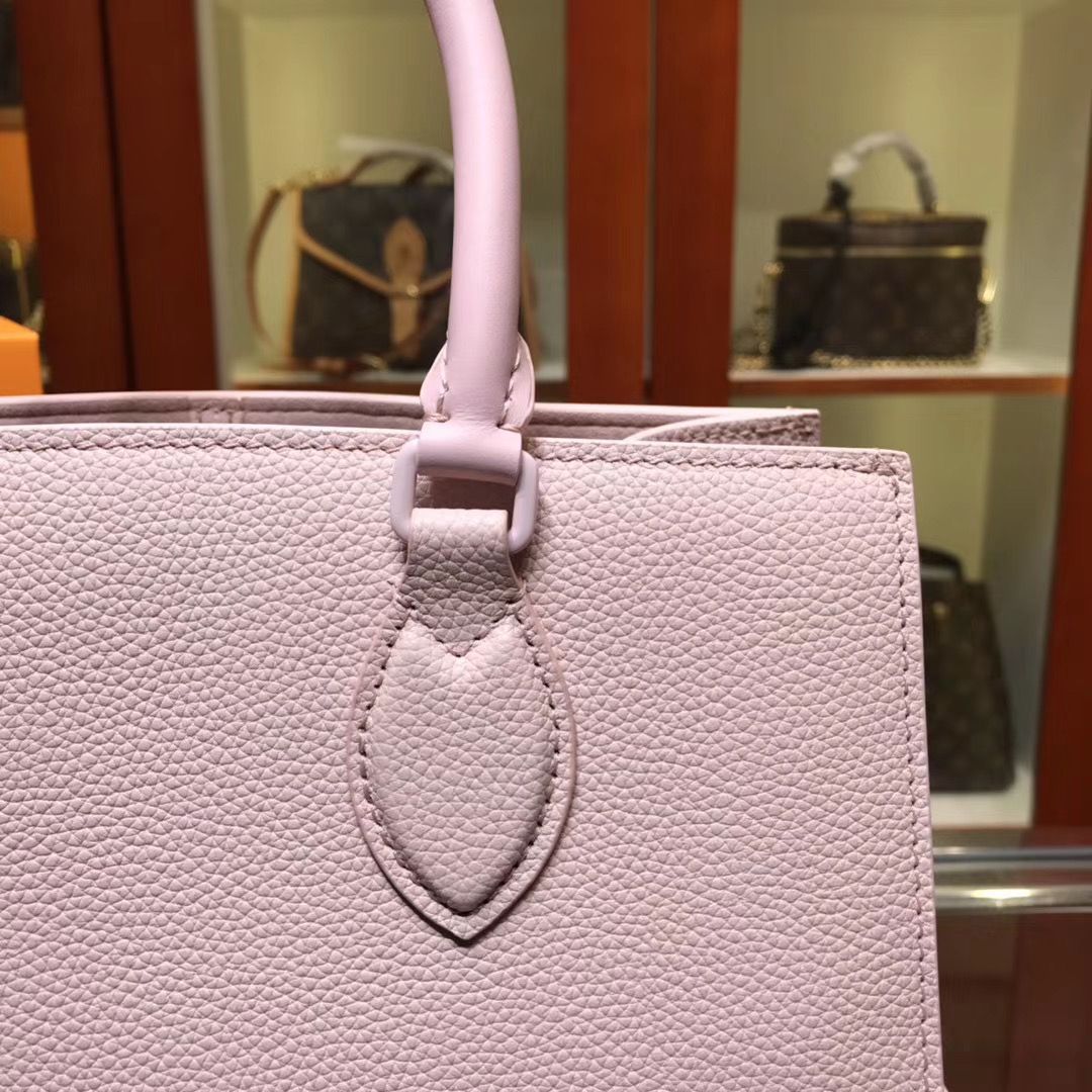 Louis Vuitton Lockme Tote