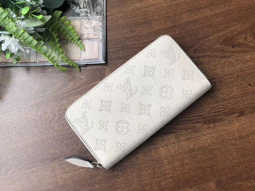 Кошелек Louis Vuitton Zippy