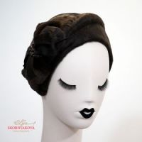 Меховая повязка каскетка из каракульчи