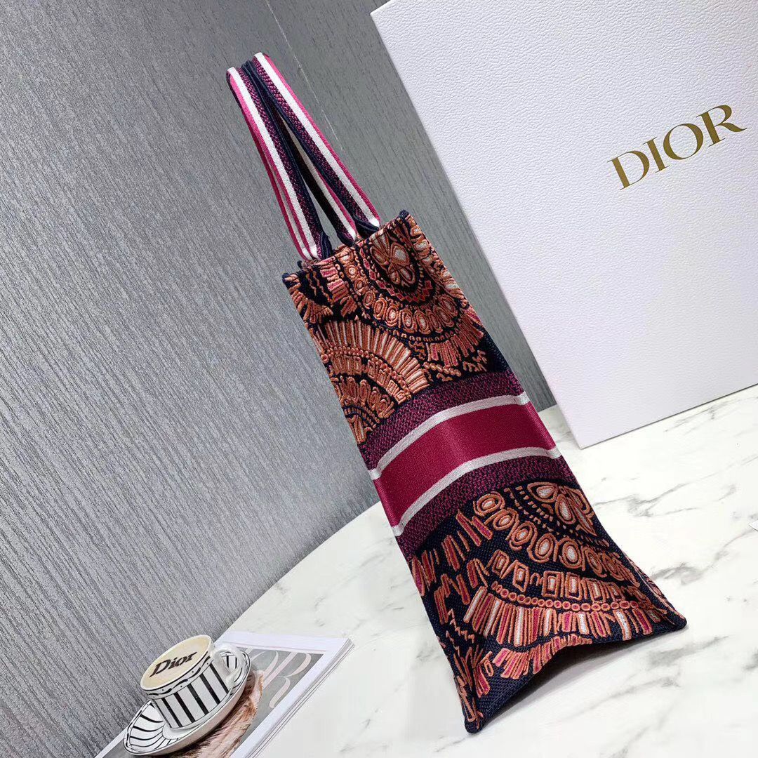 Dior Tote Book 41 cm