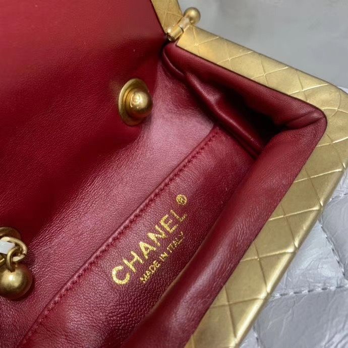 Chanel 18 cm