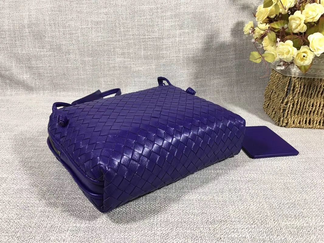Bottega Veneta 23 cm на одном замке