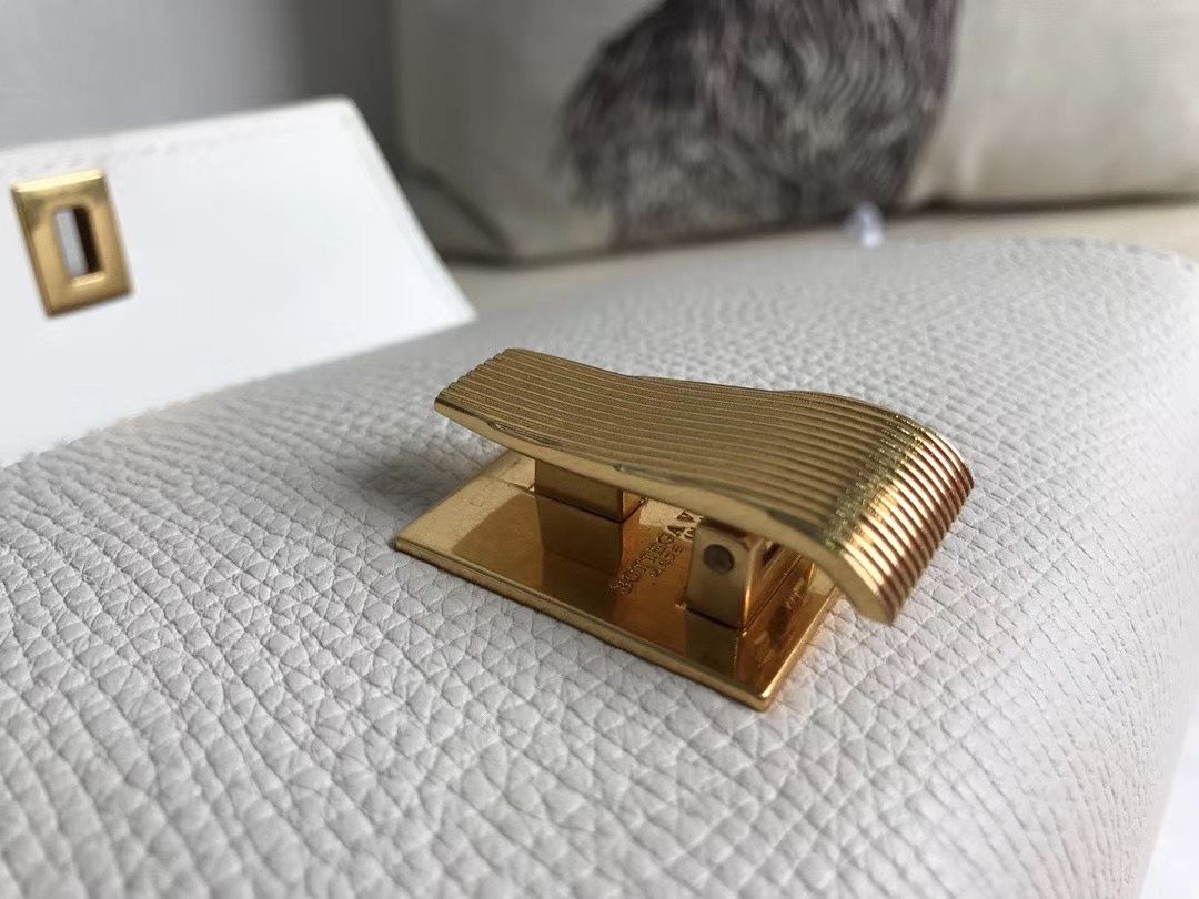 Bottega Veneta Angele bag 19,5 cm