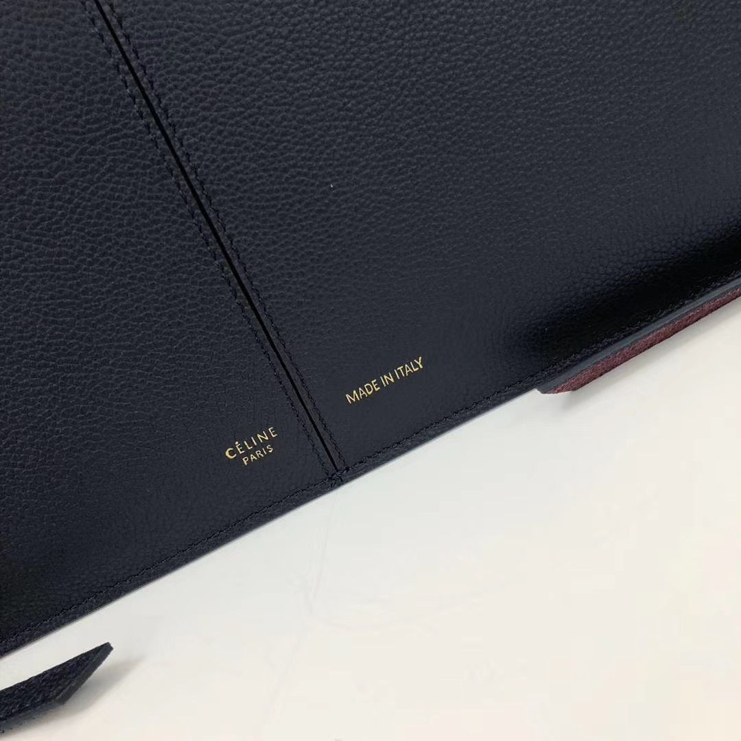Celine Tri-Fold 31 cm