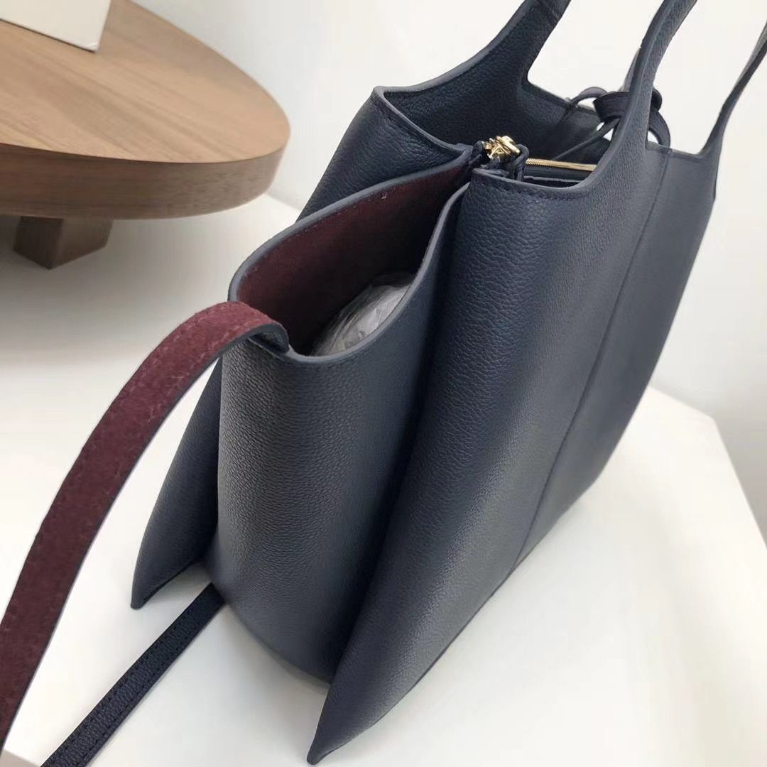 Celine Tri-Fold 31 cm