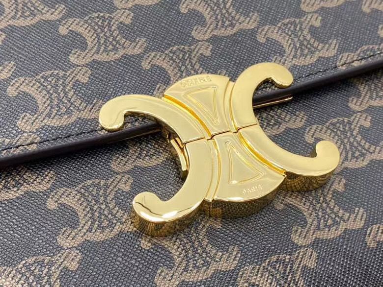 Celine Triomphe 22 cm