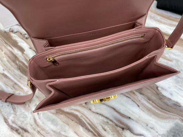Celine Triomphe 22 cm