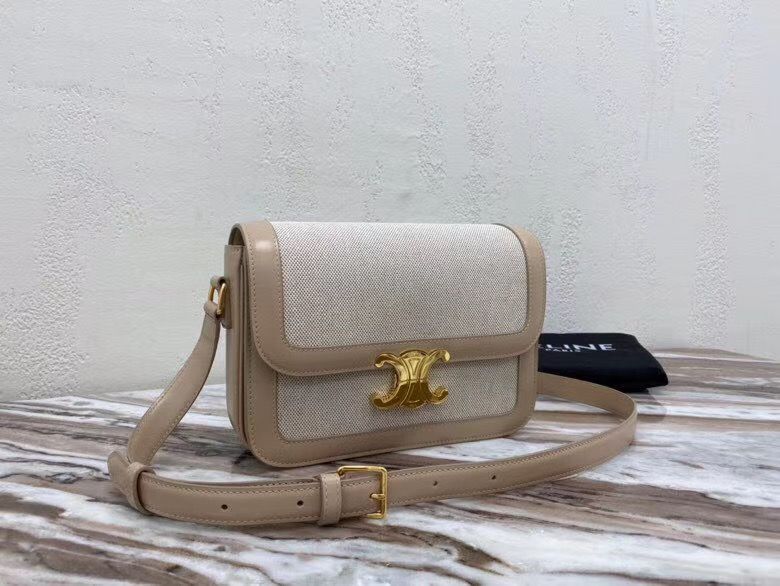 Celine Triomphe 22 cm