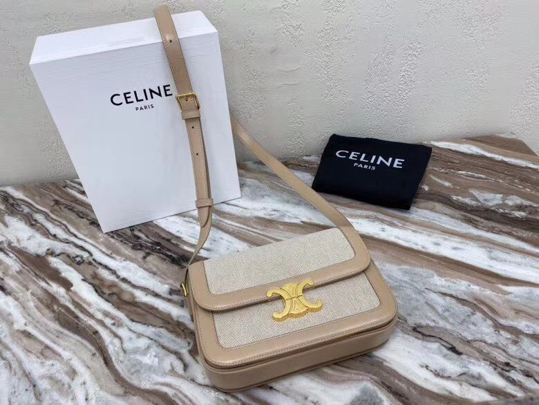 Celine Triomphe 22 cm