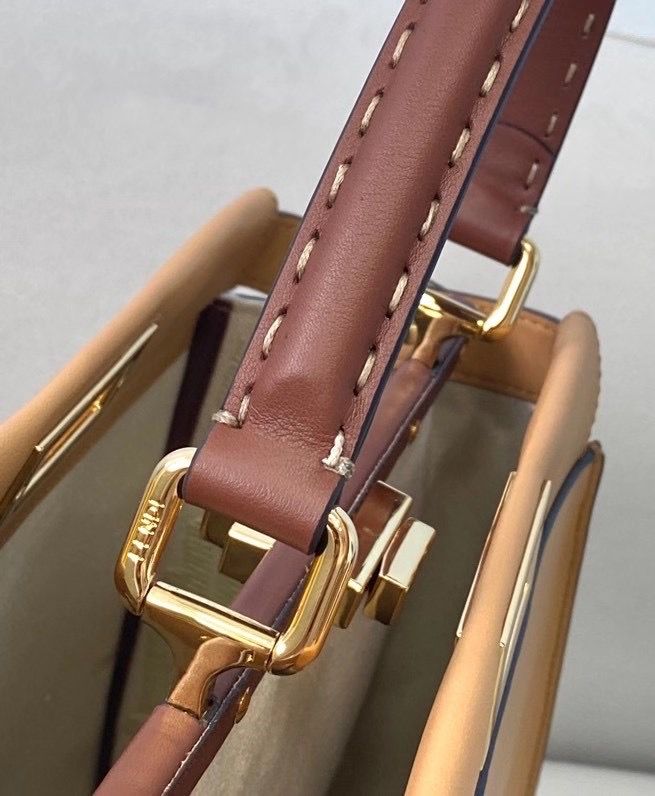 Fendi Peek-a-boo 34 cm