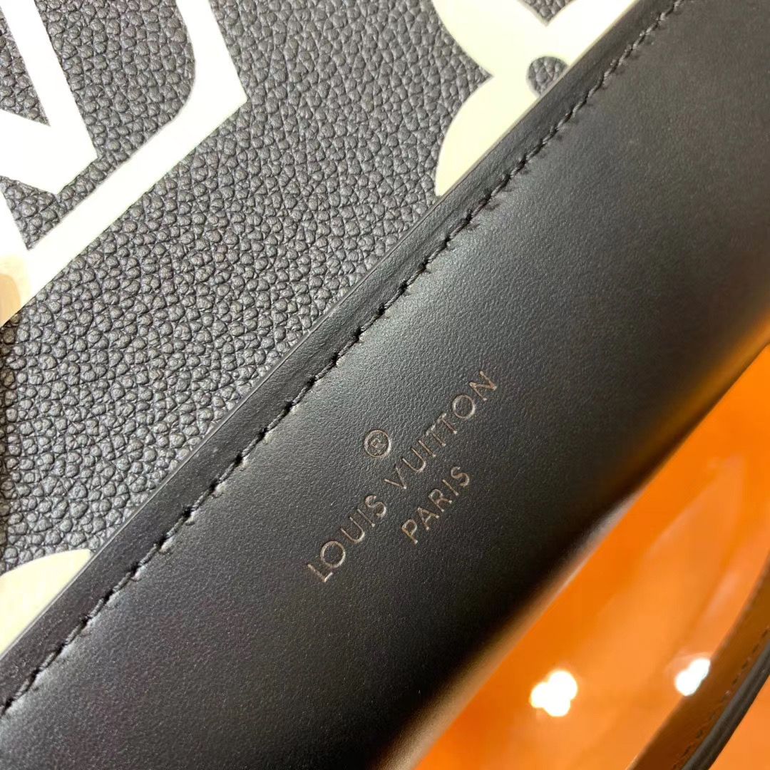 Louis Vuitton Neo Alma 32 cm