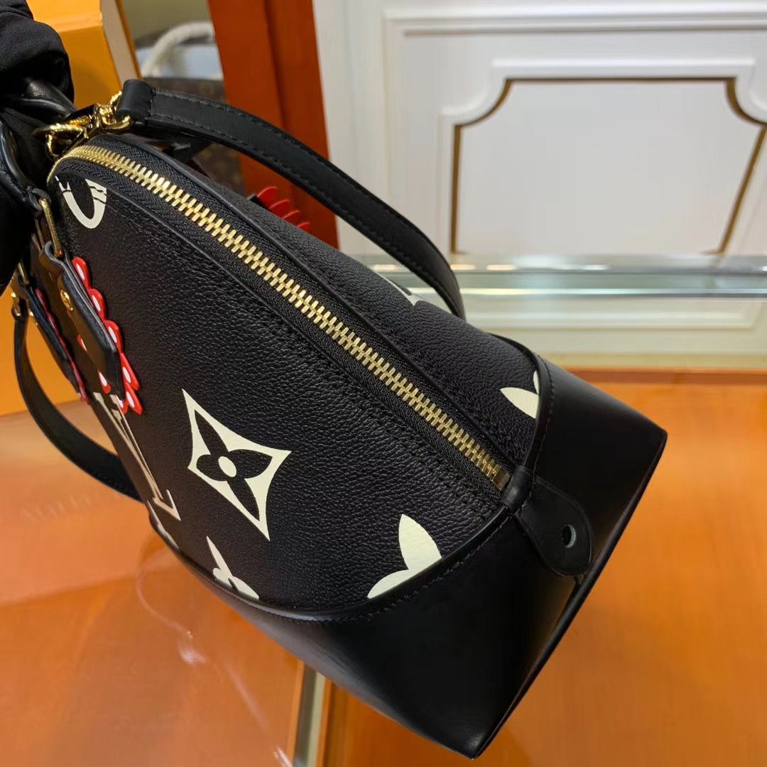Louis Vuitton Neo Alma 32 cm